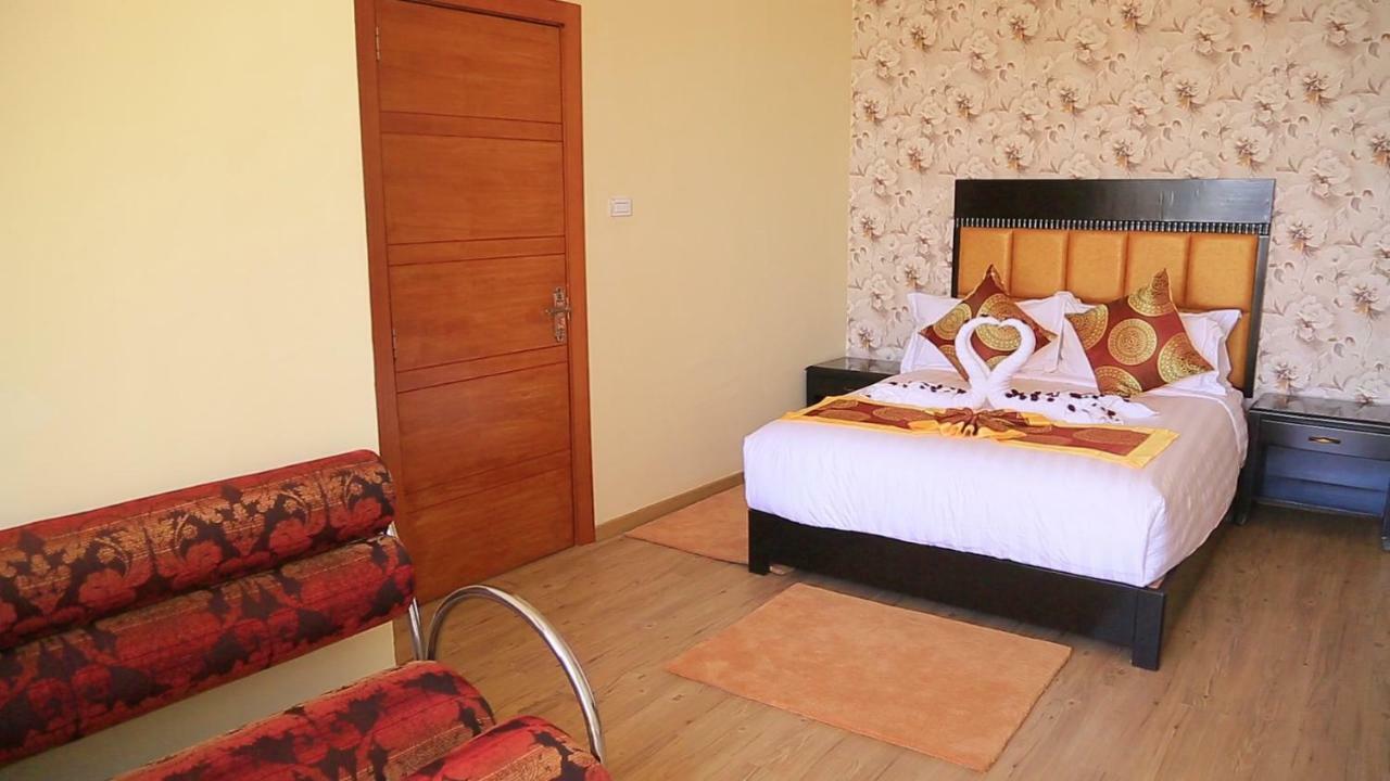 Zigzag Hotel And Spa Адис Абеба Екстериор снимка