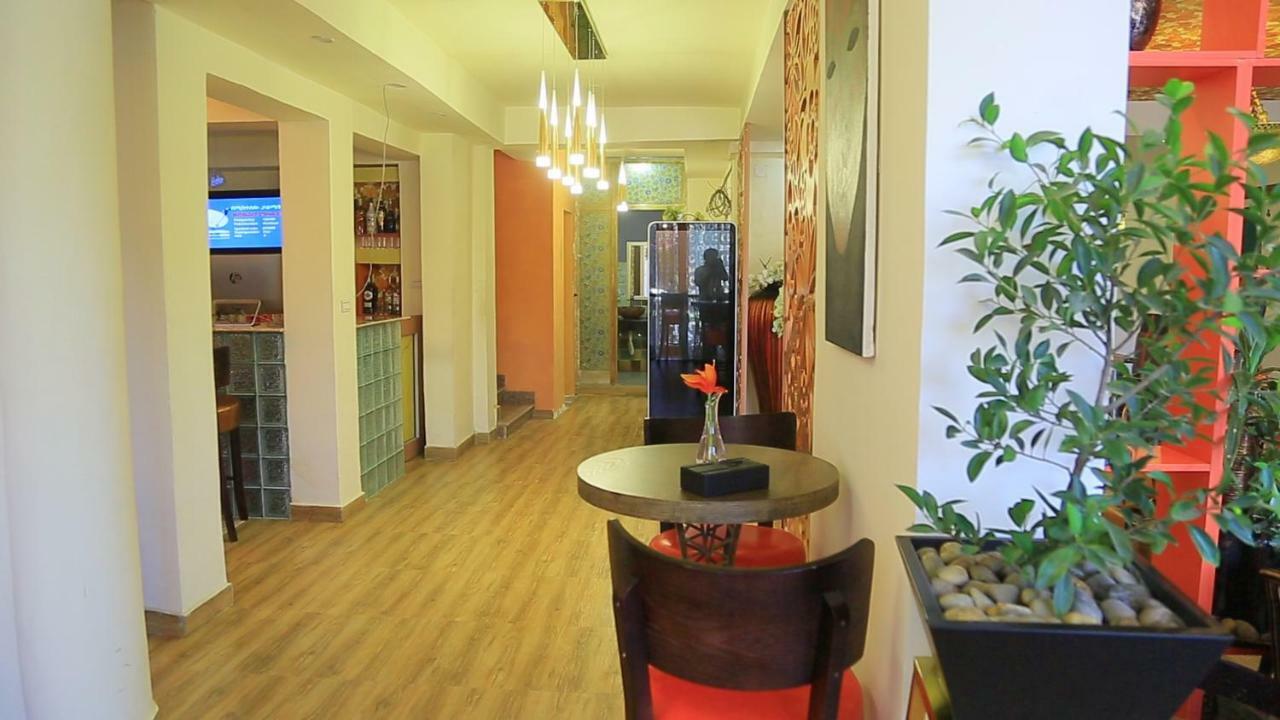 Zigzag Hotel And Spa Адис Абеба Екстериор снимка