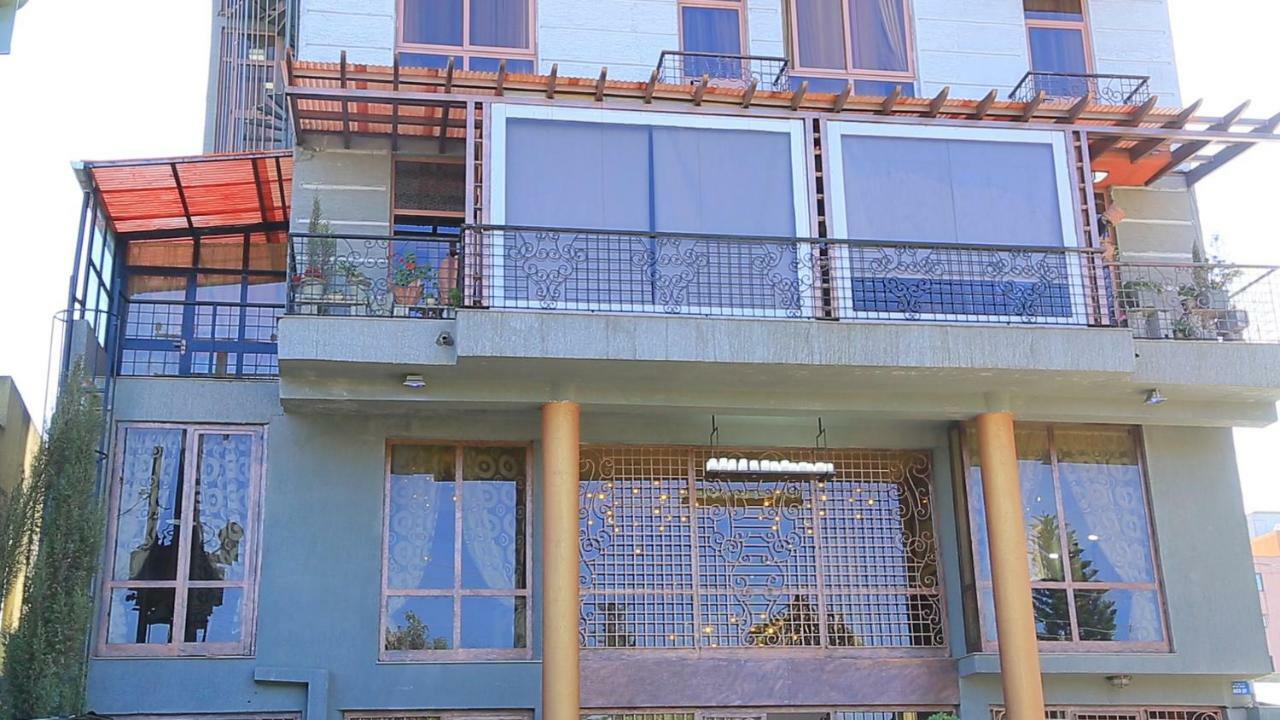 Zigzag Hotel And Spa Адис Абеба Екстериор снимка